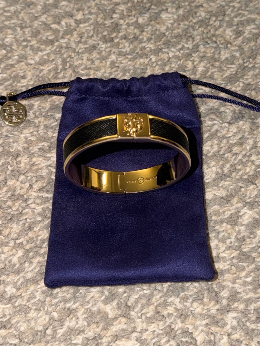 TORY BURCH Gold & Black Enamel Leather Hinged Bangle with Signature 3D Gold Logo - Picture 2 of 5